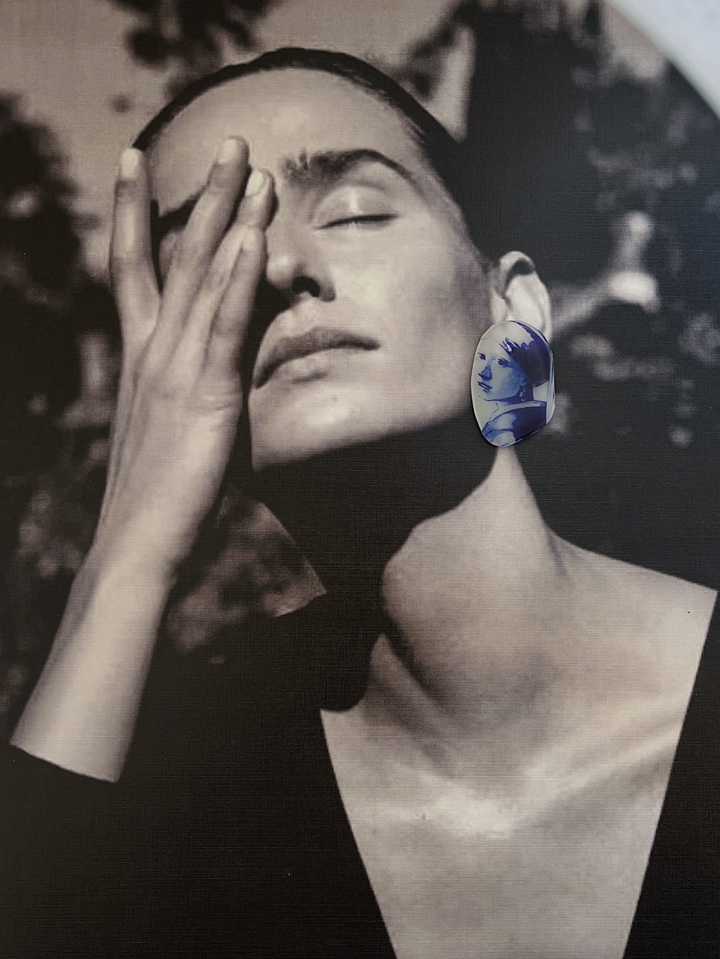 Girl with the pearl earring studs