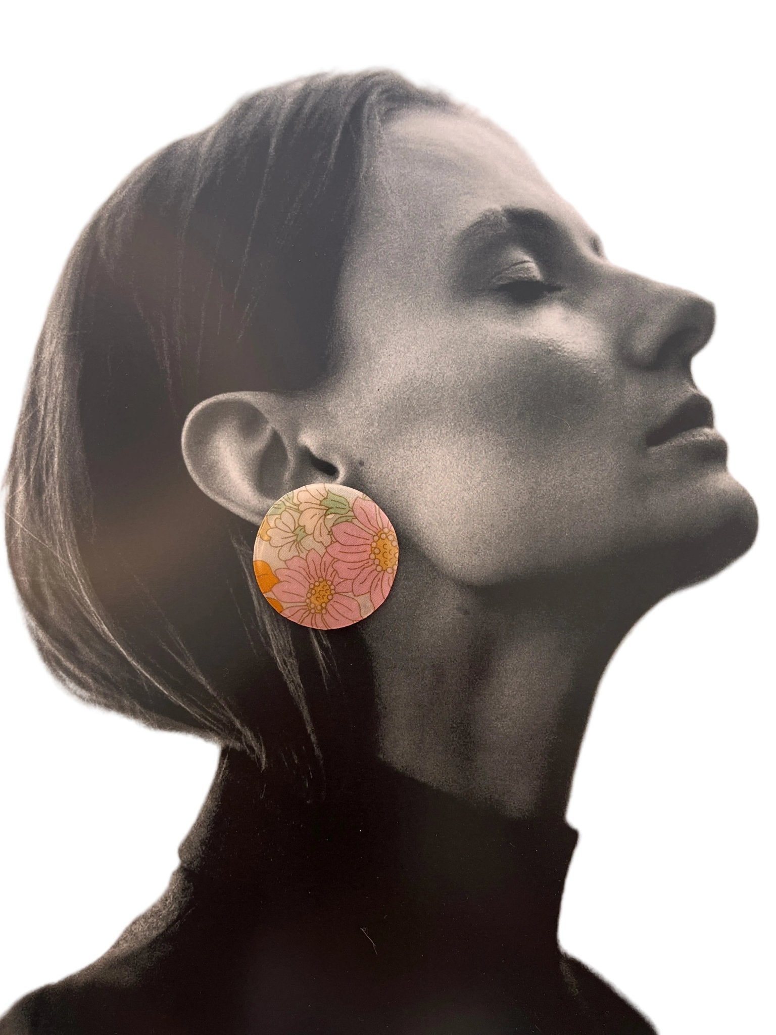 Dahlia Circular Studs - SHIVAANI VAISHNAVI
