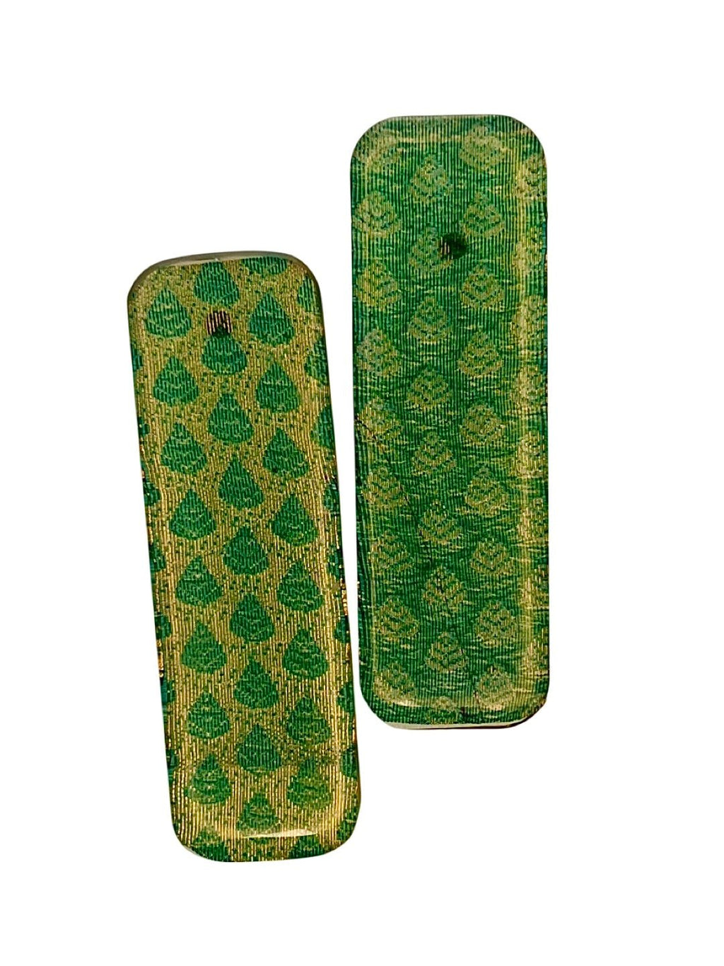 Emerald Butti Bar Studs - SHIVAANI VAISHNAVI