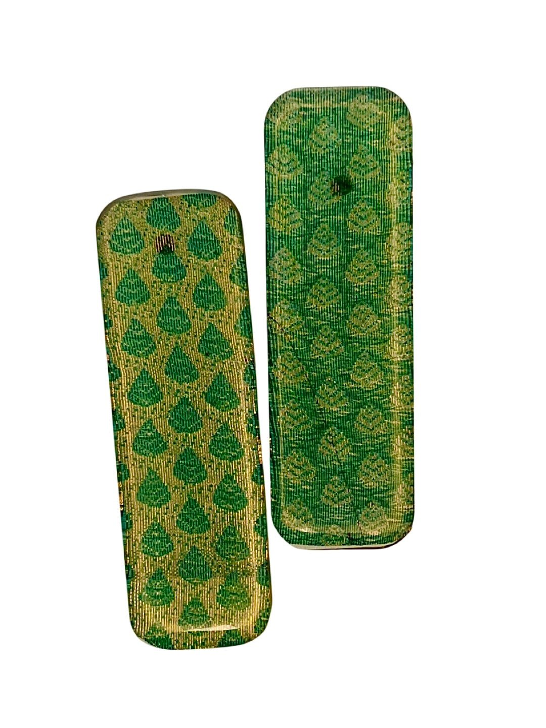 Emerald Butti Bar Studs - SHIVAANI VAISHNAVI