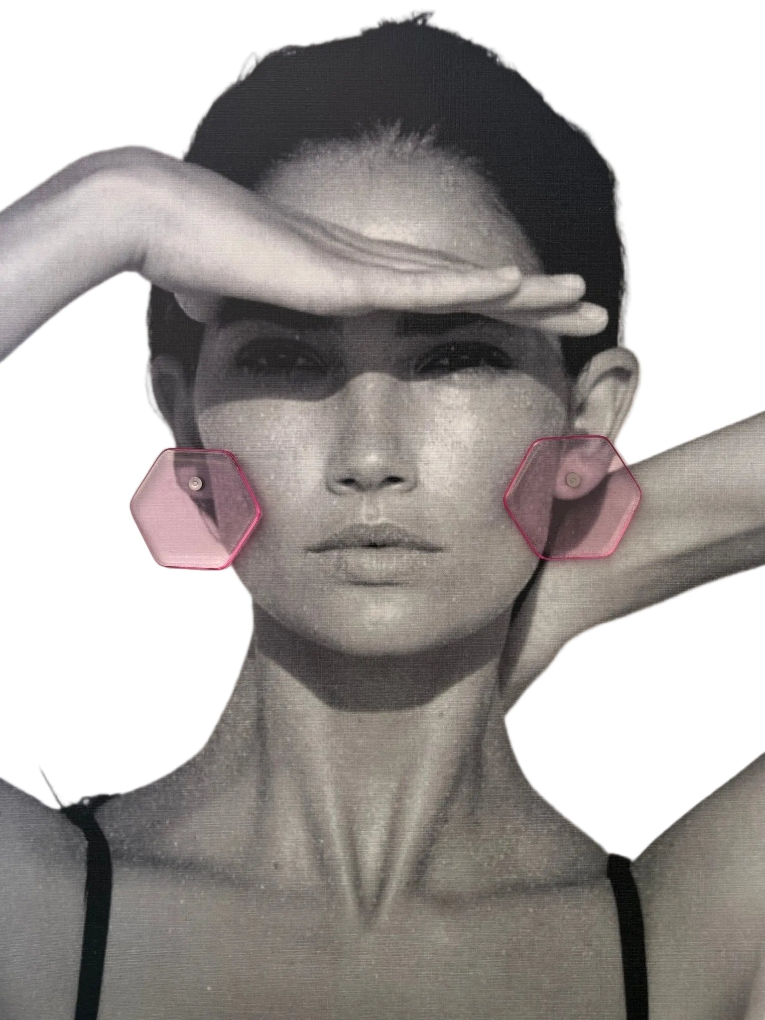 Helena Studs - SHIVAANI VAISHNAVI