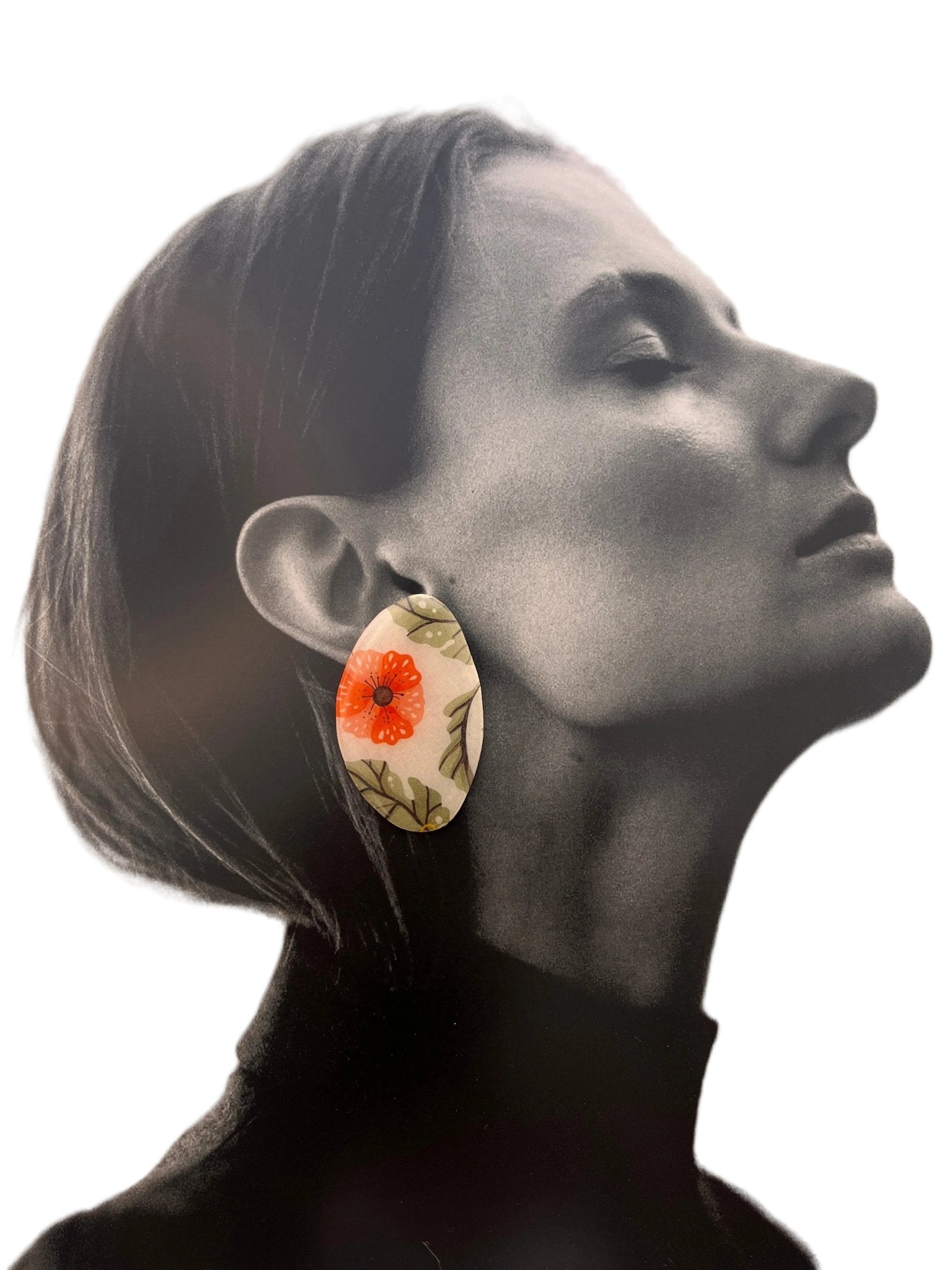 Poppy Oval (Large) Studs x Siesta o'Clock - SHIVAANI VAISHNAVI