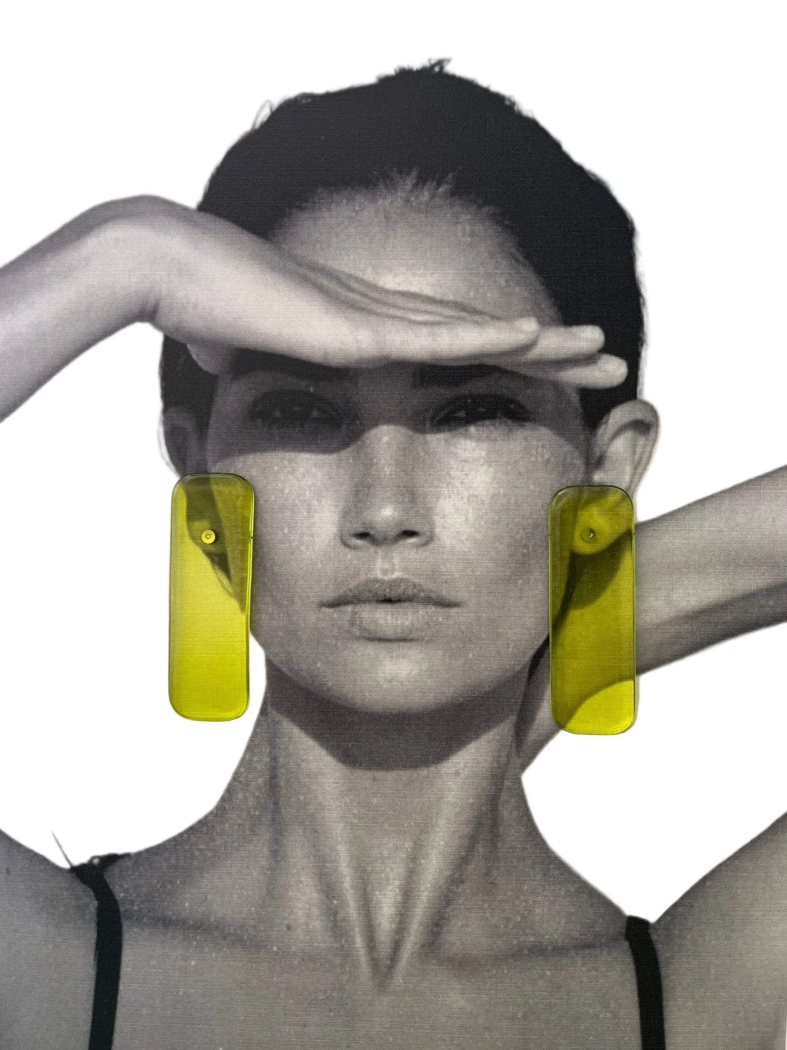 Rhea Studs - SHIVAANI VAISHNAVI