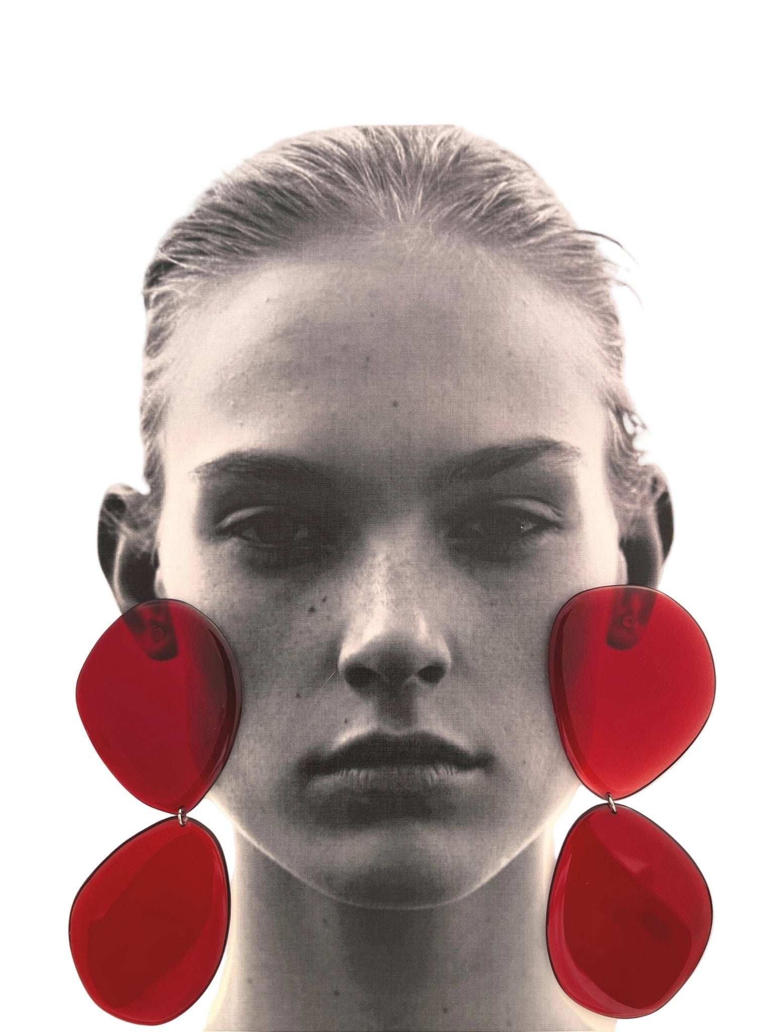 Handmade resin jewellery — Crimson Tide sea glass earrings detail | Shivaani Vaishnavi