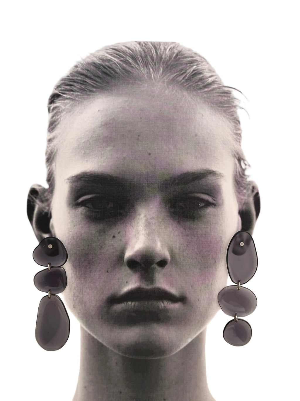 Handmade resin jewellery — Driftstone sea glass earrings detail | Shivaani Vaishnavi