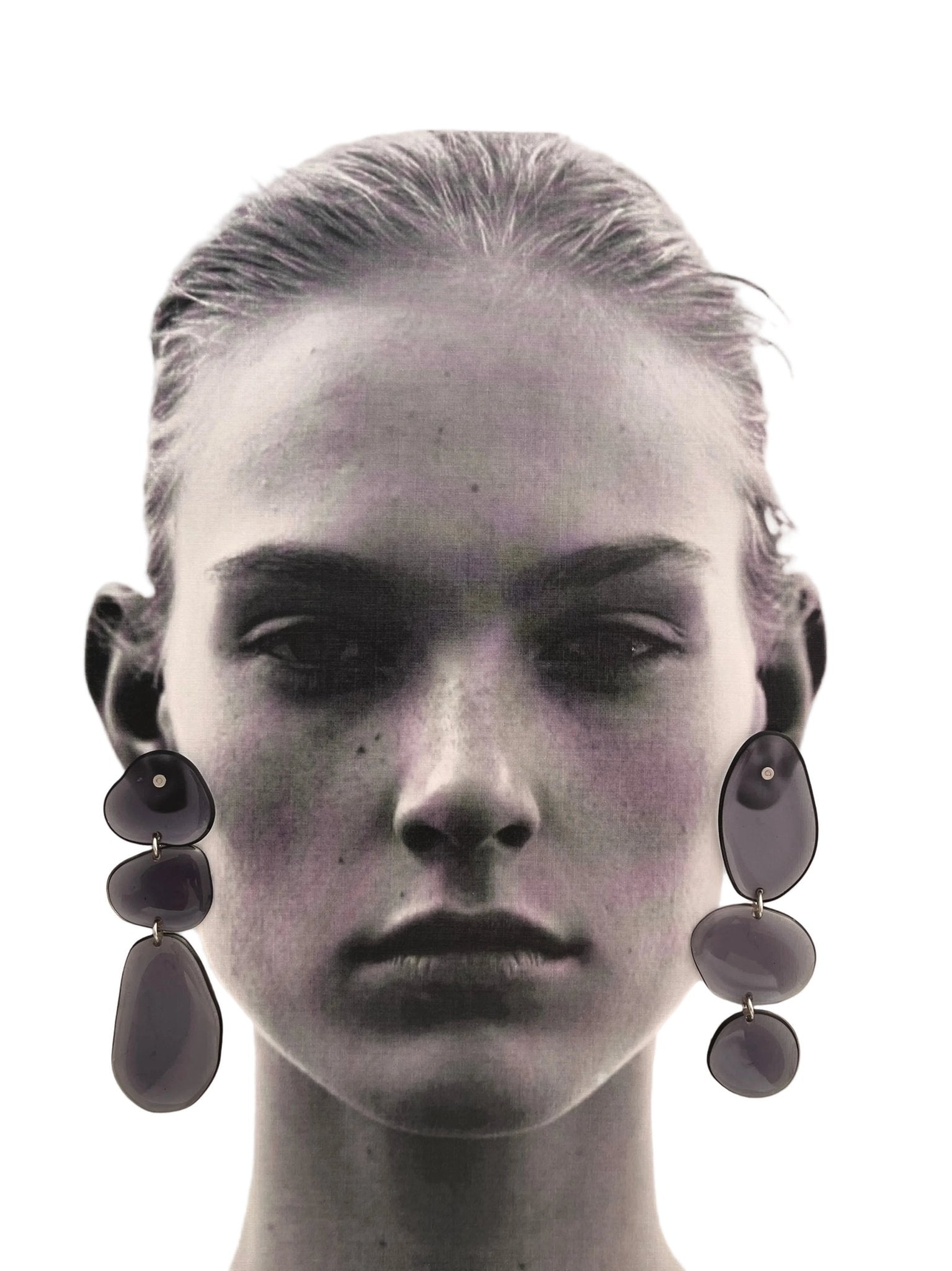 Handmade resin jewellery — Driftstone sea glass earrings detail | Shivaani Vaishnavi