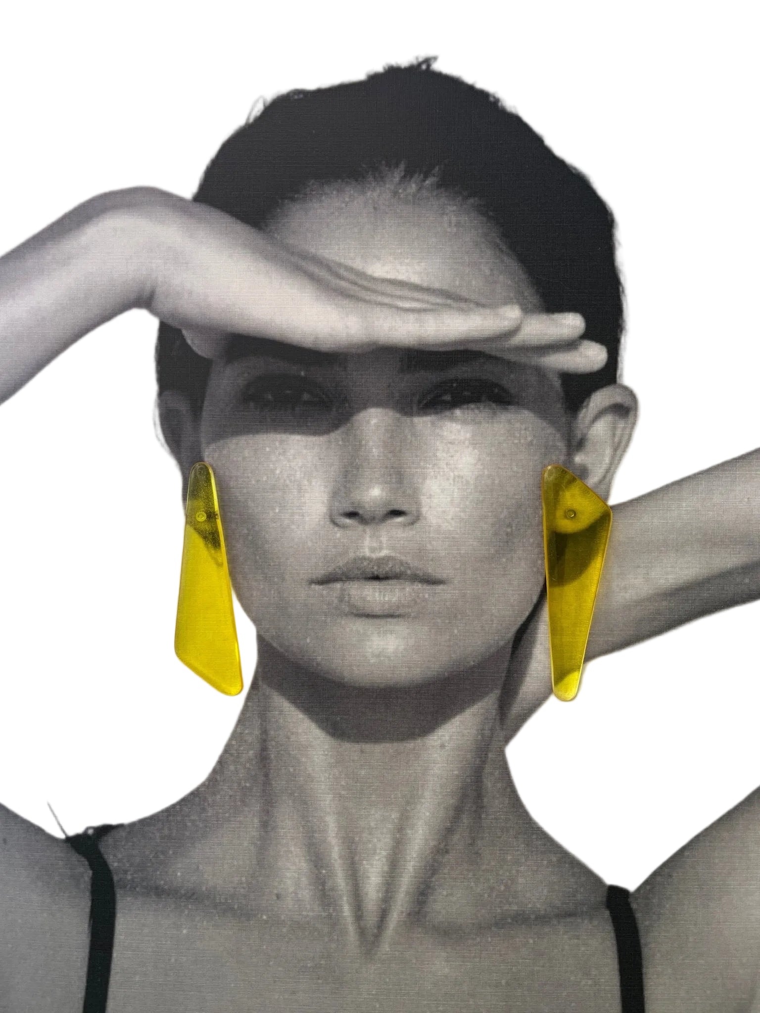 Tia Studs - SHIVAANI VAISHNAVI